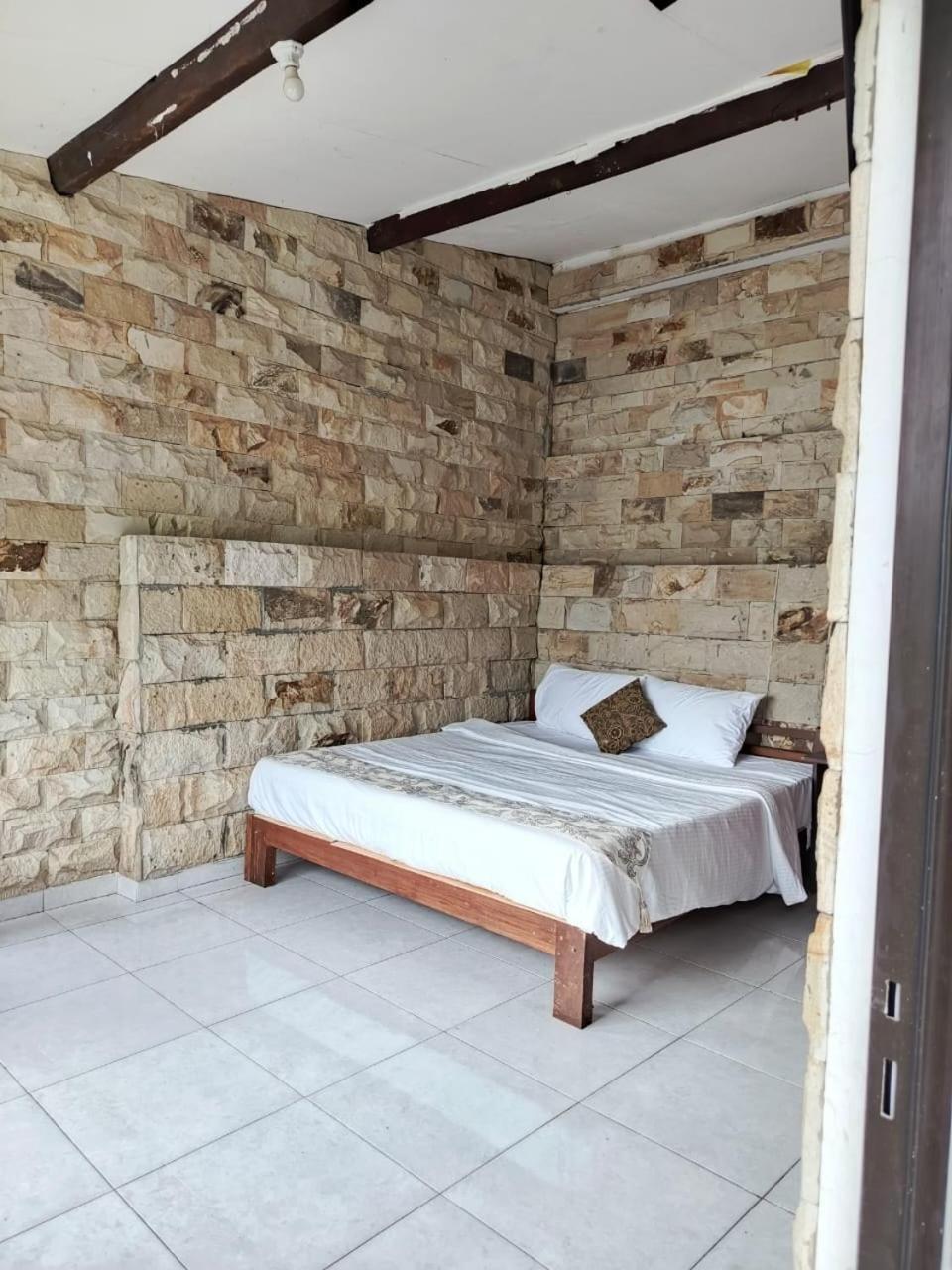 Omah Kenangan At Seven Trumpets Resort Maguwo Εξωτερικό φωτογραφία